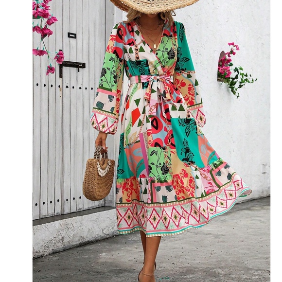 Luxe Print Long sleeve Belted Midi Dress - Picture 5 of 10